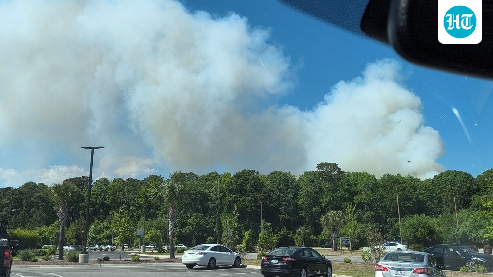 carolina-forest-fire:-blaze-reported-near-redwolf-trail-in-south-carolina;-scary-visuals-emerge