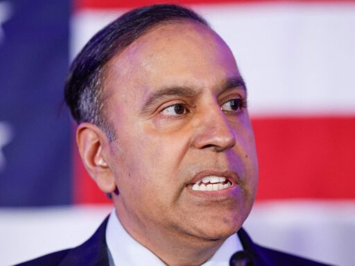 racist-rant:-us-lawmaker,-democrats-call-out-trumps-hellhole-remark-on-india