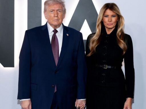 jimmy-kimmel-should-be-fired:-trump-comes-out-in-support-of-wife-melania-after-really-shocking-dig