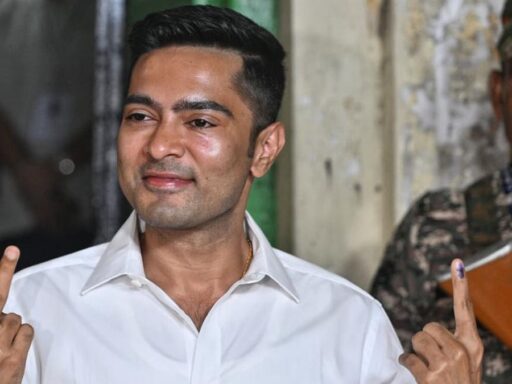 west-bengal-assembly-polls-phase-2-live:-mamata,-abhishek-banerjee-visit-polling-booths-in-bhabanipur