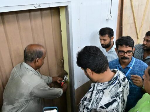 ldf-leads-in-7-of-11-seats-in-kannur-as-early-trends-emerge