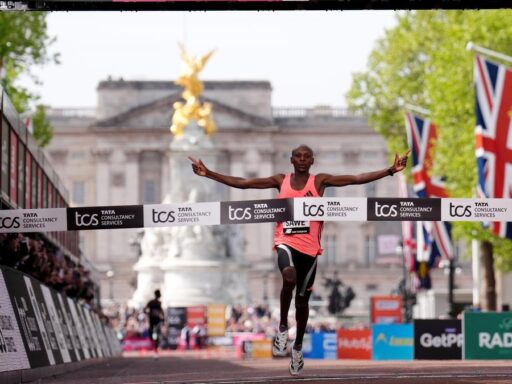talent,-training,-fuel,-shoes:-behind-sabastian-sawes-historic-sub-2-london-marathon
