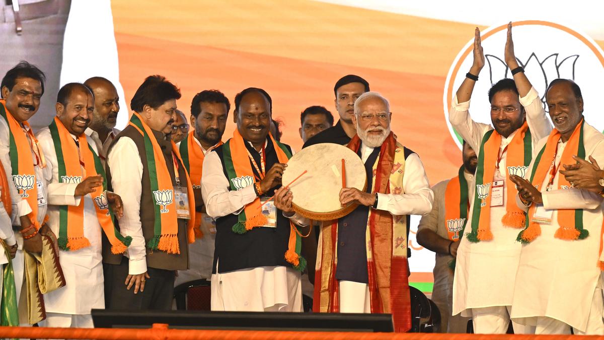 bjp-poised-for-power-in-telangana-as-people-show-bengal-like-enthusiasm:-modi