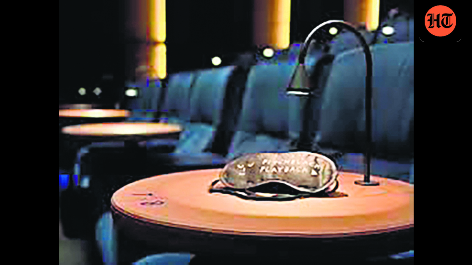 a-room-full-of-stars:-sanjoy-narayan-writes-on-the-pitchblack-playback-experience