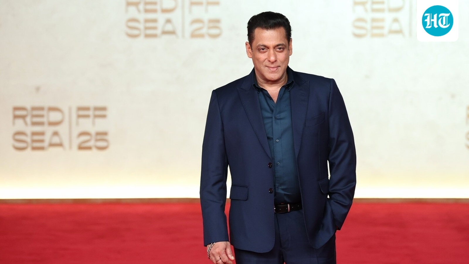 salman-khan-reveals-he-has-never-read-a-script-in-his-entire-career:-i-have-written-them