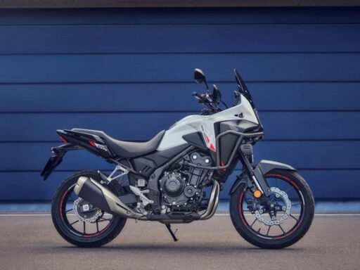 want-to-buy-honda-nx500-e-clutch?-heres-your-complete-emi-guide