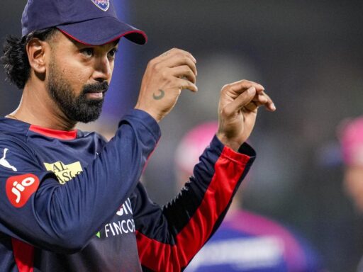 kl.-rahul-registers-50th-fifty-plus-score-in-ipl,-8th-500-run-season;-joins-elite-list
