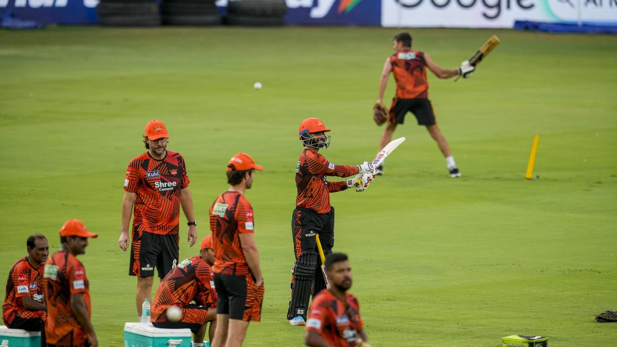 ipl-2026-|-much-improved-srh-bowling-attack-bracesfor-rcb-test