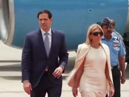 marco-rubio-in-india-live:-after-a-short-visit-to-kolkata,-us.-secretary-of-state-lands-in-new-delhi