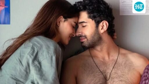 chand-mera-dil-box-office-collection-day-4:-lakshya,-ananya-panday-film-sees-dip-on-monday,-crosses-12-crore
