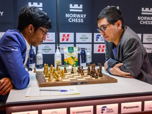 norway-chess-2026:-gukesh,-praggnanandhaa-secure-victories-in-round-1;-carlsen-stunned-by-firouzja