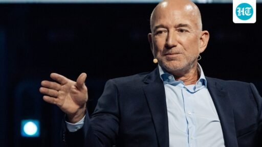 jeff-bezos-first-tweet-after-blue-origins-glenn-rocket-exploded-at-the-launch-pad