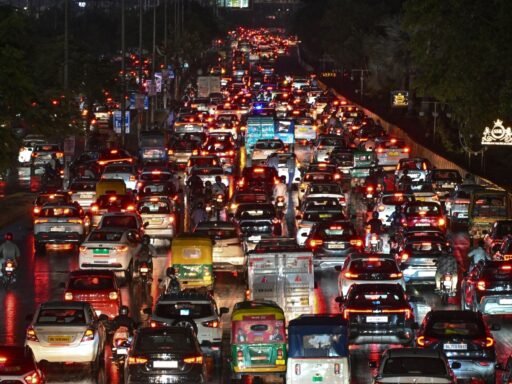 indian-auto-industry-set-for-strong-growth-over-fy26-28e:-nuvama-report