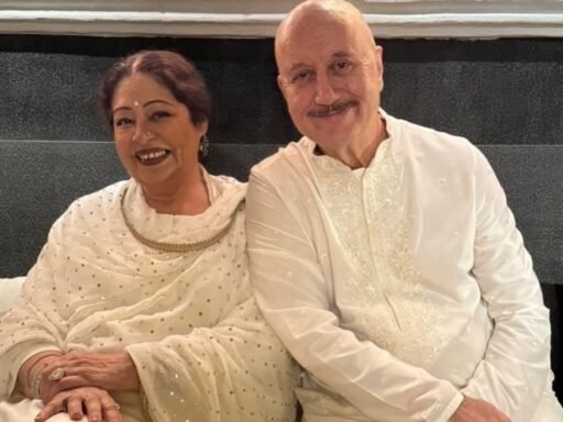 anupam-kher-got-girlfriends-love-letters-delivered-to-kirron-khers-house:-never-thought-wed-fall-in-love