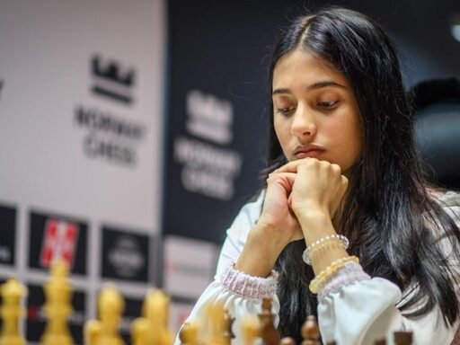 norway-chess:-praggnanandhaa,-gukesh,-divya-deshmukh-register-wins