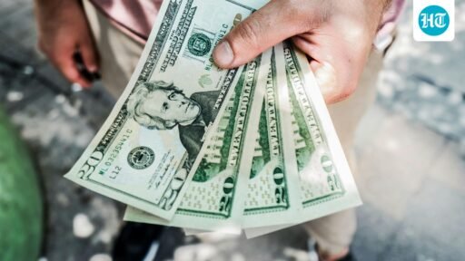 401(k)-balances-drop-4%-in-2026-as-americans-continue-to-save-for-retirement;-what-to-know-about-recent-trends,-changes