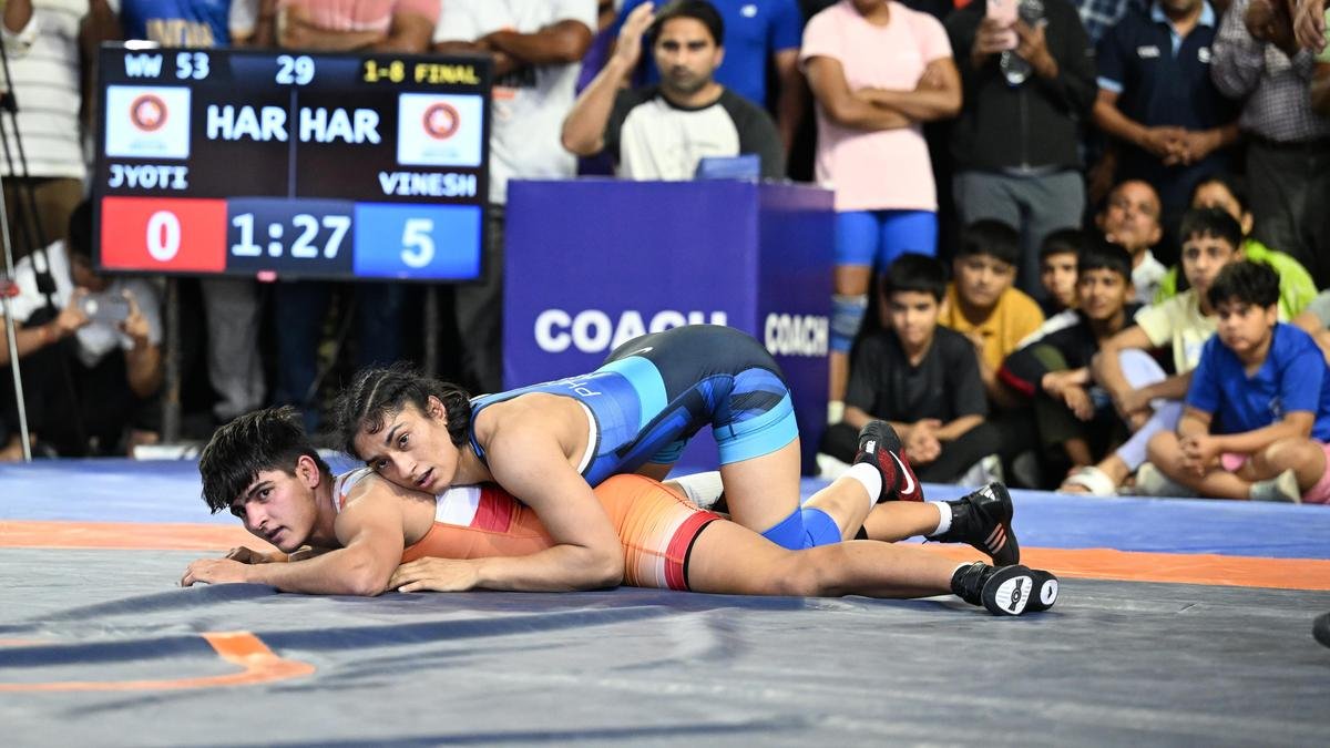 wrestling-trials-|-vineshs-comeback-dreams-end,-loses-in-trials-for-asian-games