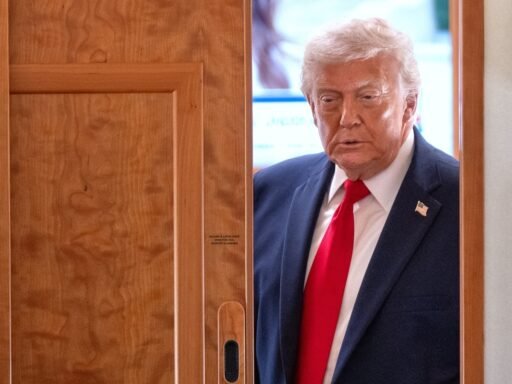 trump-approval-near-record-low,-70%-disapprove-how-he-handles-cost-of-living-amid-iran-war:-survey