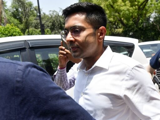‘can’t-compel-him-for-statement’:-calcutta-hc-grants-protection-to-abhishek-banerjee-in-forged-signature-case