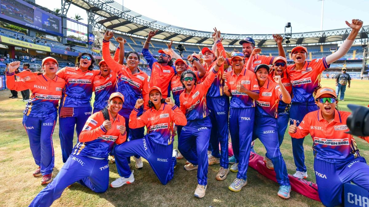 t20-mumbai:-royals-defend-title-with-a-thrilling-win