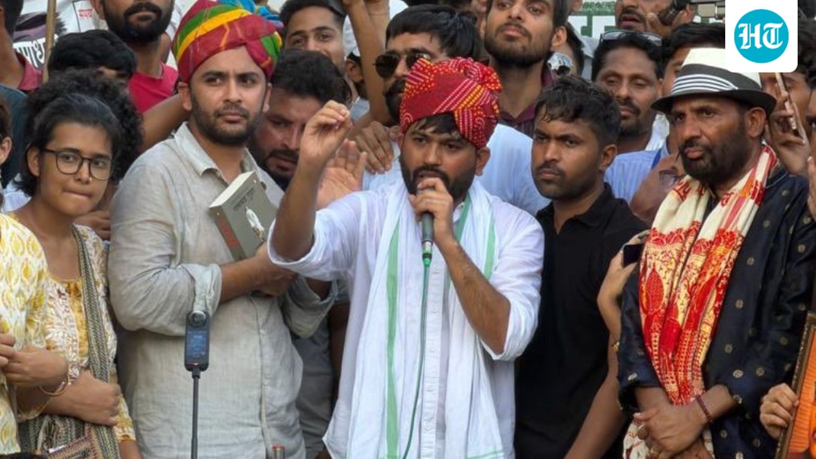 attempt-to-intimidatedon’t-get-distracted:-dipke-vows-to-continue-protest-after-jaipur-slap-incident