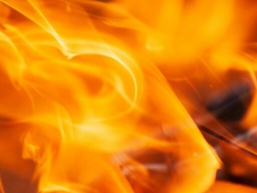 hayward-fire-map,-evacuation-updates:-calhoun-fire-spreads-rapidly-in-alameda-county,-ca;-videos-surface