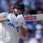 nicholls-and-ravindra-steady-new-zealand-and-extend-lead-over-england-to-194-at-the-oval