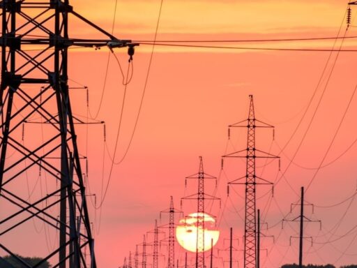 san-antonio-power-outage-update:-nearly-40,000-affected;-check-cps-energy-map-as-storms-cause-road-closures-–-see-photos