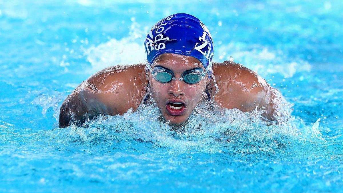 national-aquatics:-vritti-breaks-800m-freestyle-record