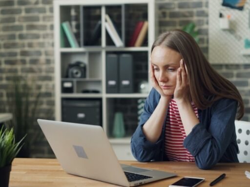 feeling-the-constant-urge-to-be-productive?-doctor-explains-how-chronic-stress-can-rewire-the-brain