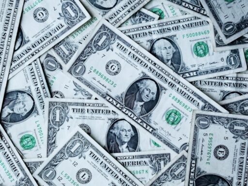 nri-with-$6mn-portfolio-considers-moving-back-to-india-after-23-years-in-us,-sparks-online-buzz;-feel-like-an-outsider