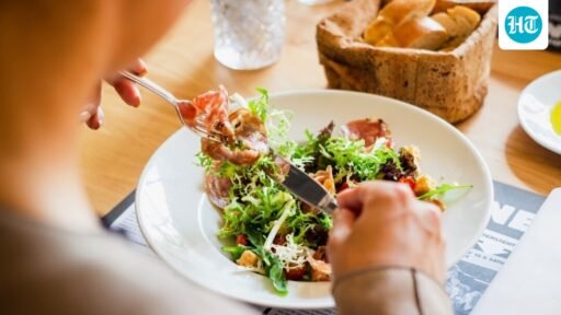 chennai-fitness-coach-with-18-years-of-experience-shares-how-to-manage-hunger-while-on-a-calorie-deficit-for-weight-loss