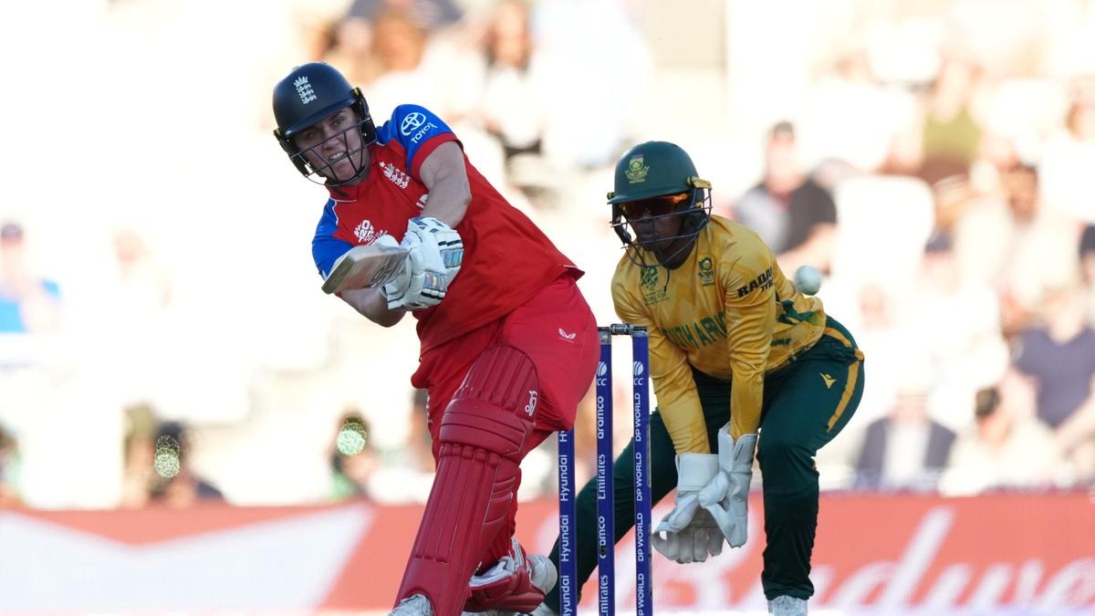 womens-t20-world-cup:-skipper-sciver-brunts-knock-takes-england-into-the-final