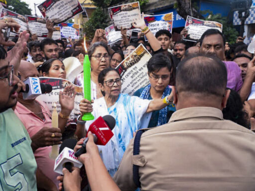calcutta-hc-allows-mamata-led-tmc-to-hold-rally-on-wednesday