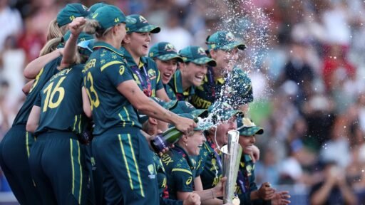 australia-womens-cricket-team:-setting-the-gold-standard